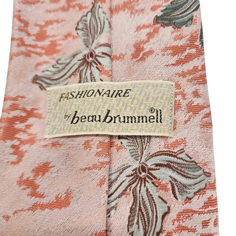 Fashionaire by Beau Brummell vintage fashionaire